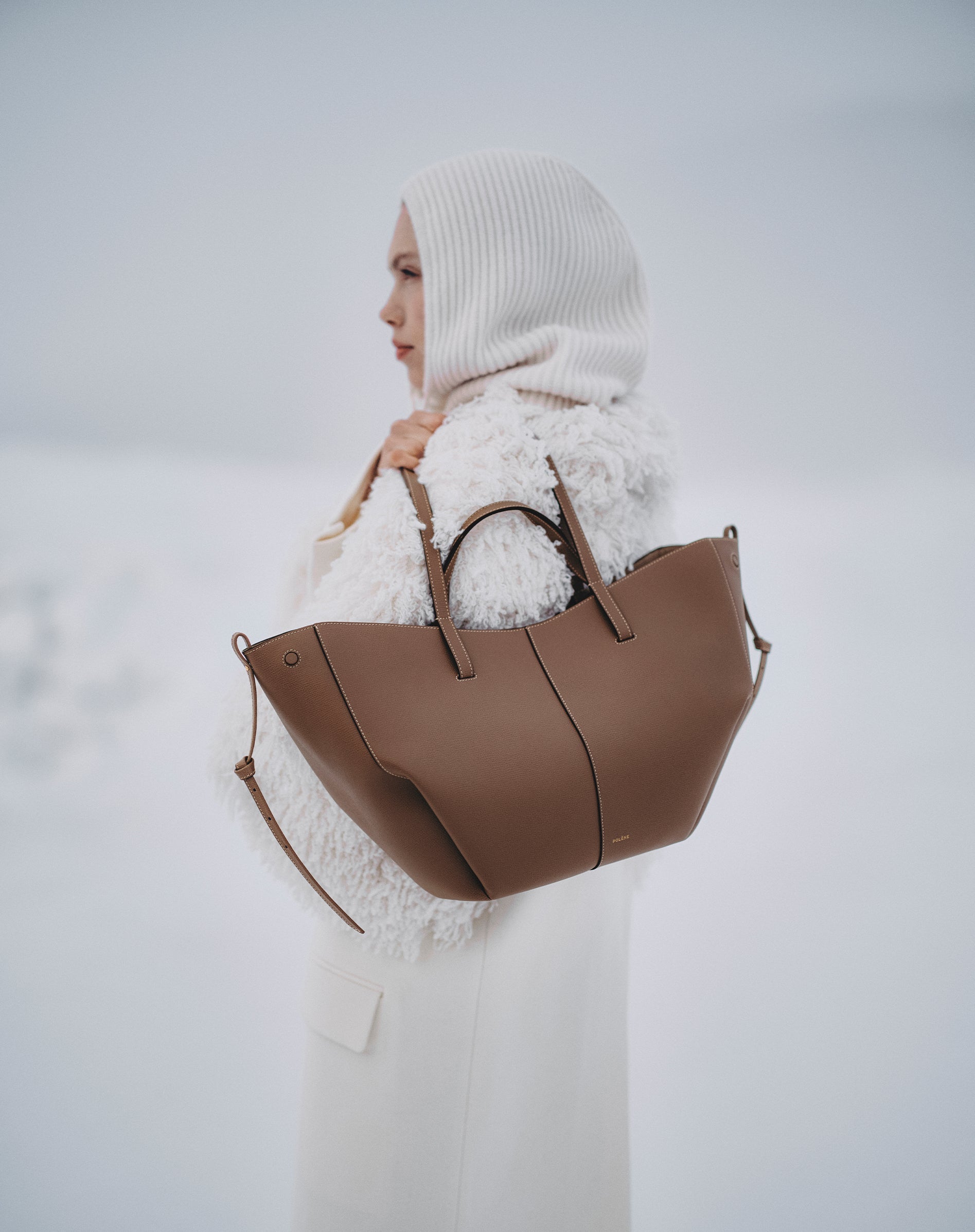 고요한 산 정상에서