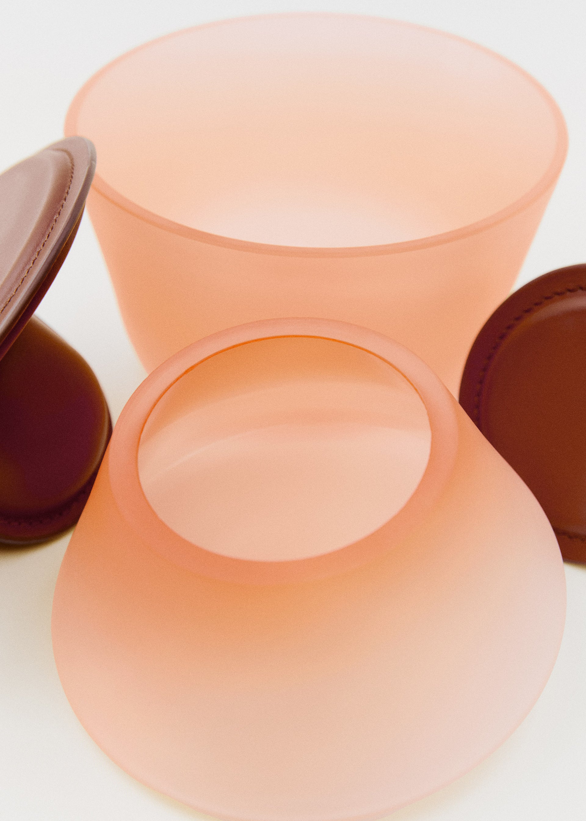 유즐로(Uzlo) 오브제 - 앰버 프로스트