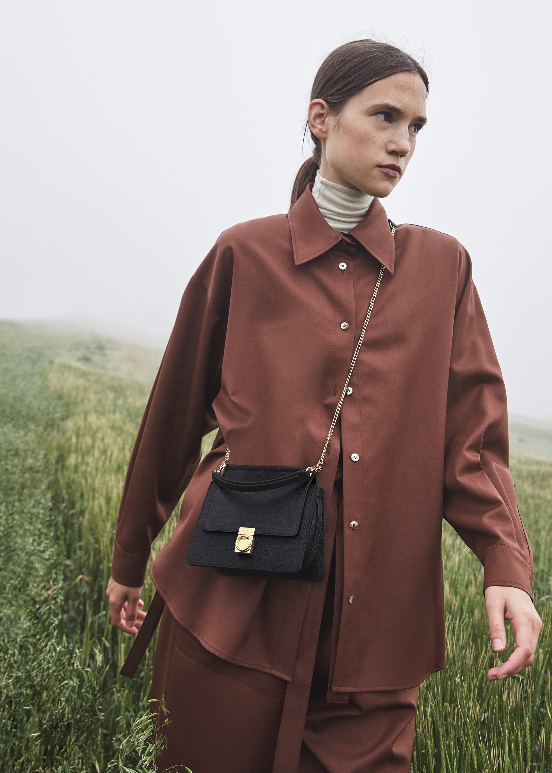 Numéro Sept Mini(누메로 셉트 미니) - 블랙 텍스처드