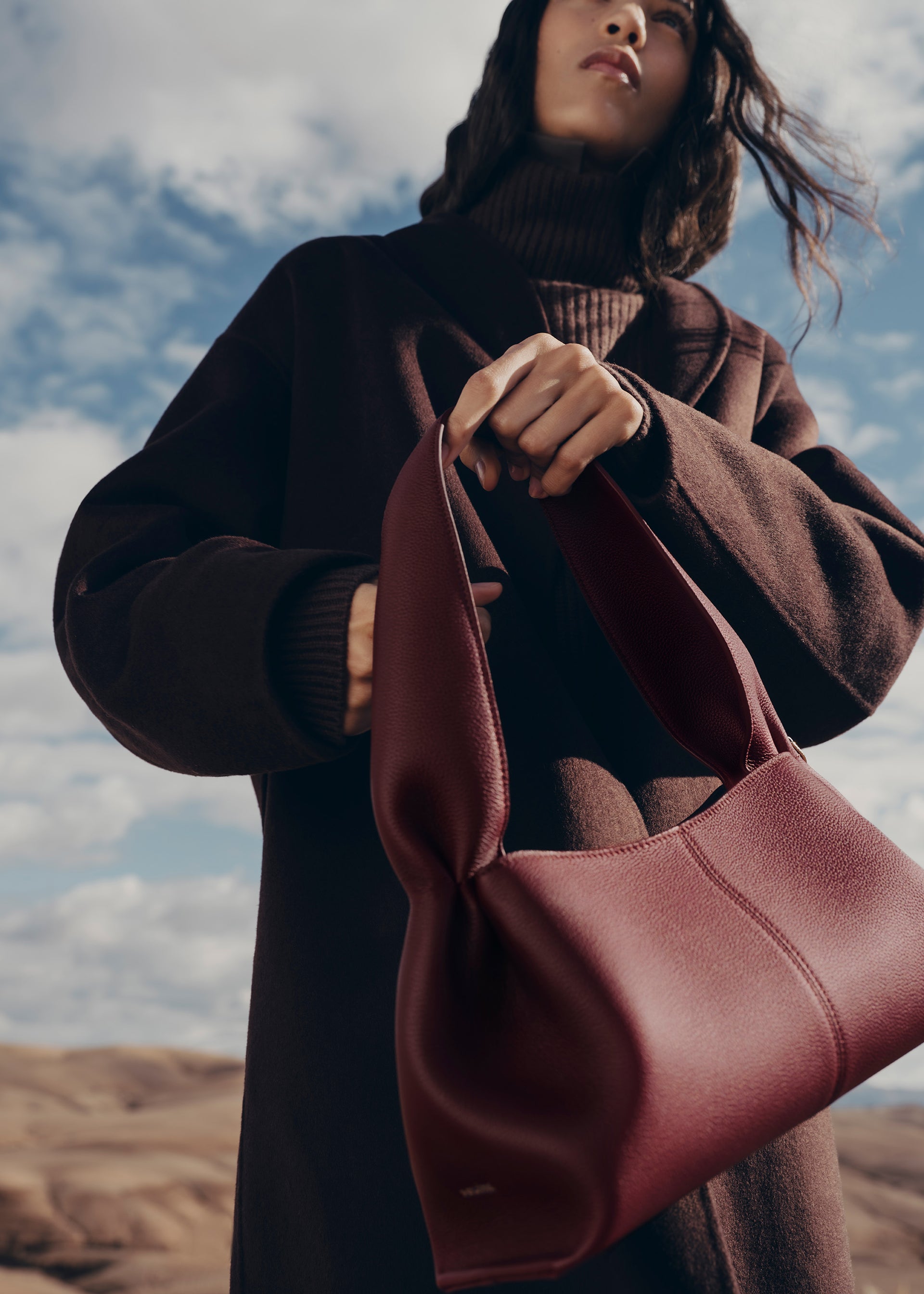 Numéro Neuf East West (누메로 눼프 이스트 웨스트) - 블랙 체리 텍스처드