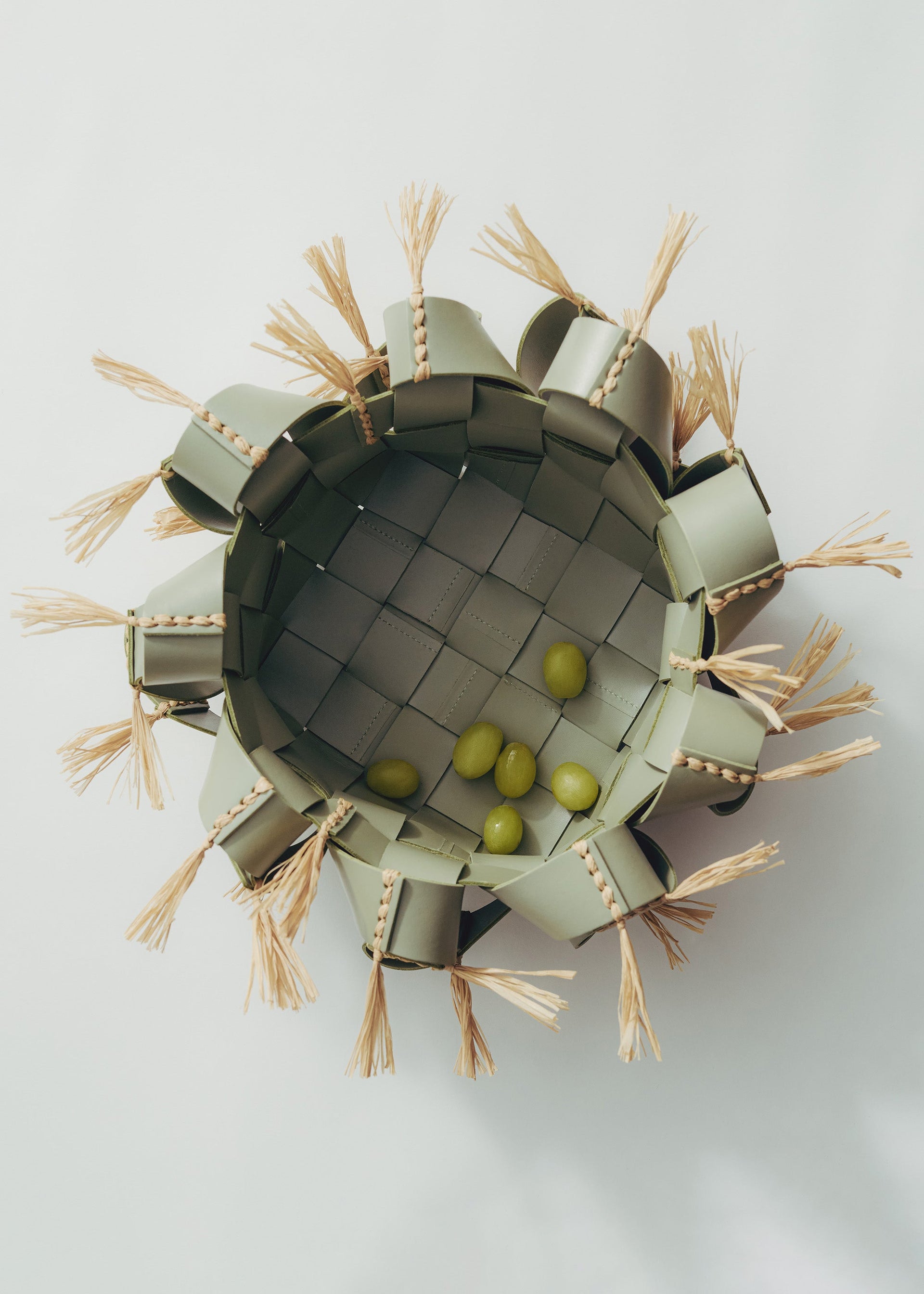 이니(Yni) 바구니 - 올리브