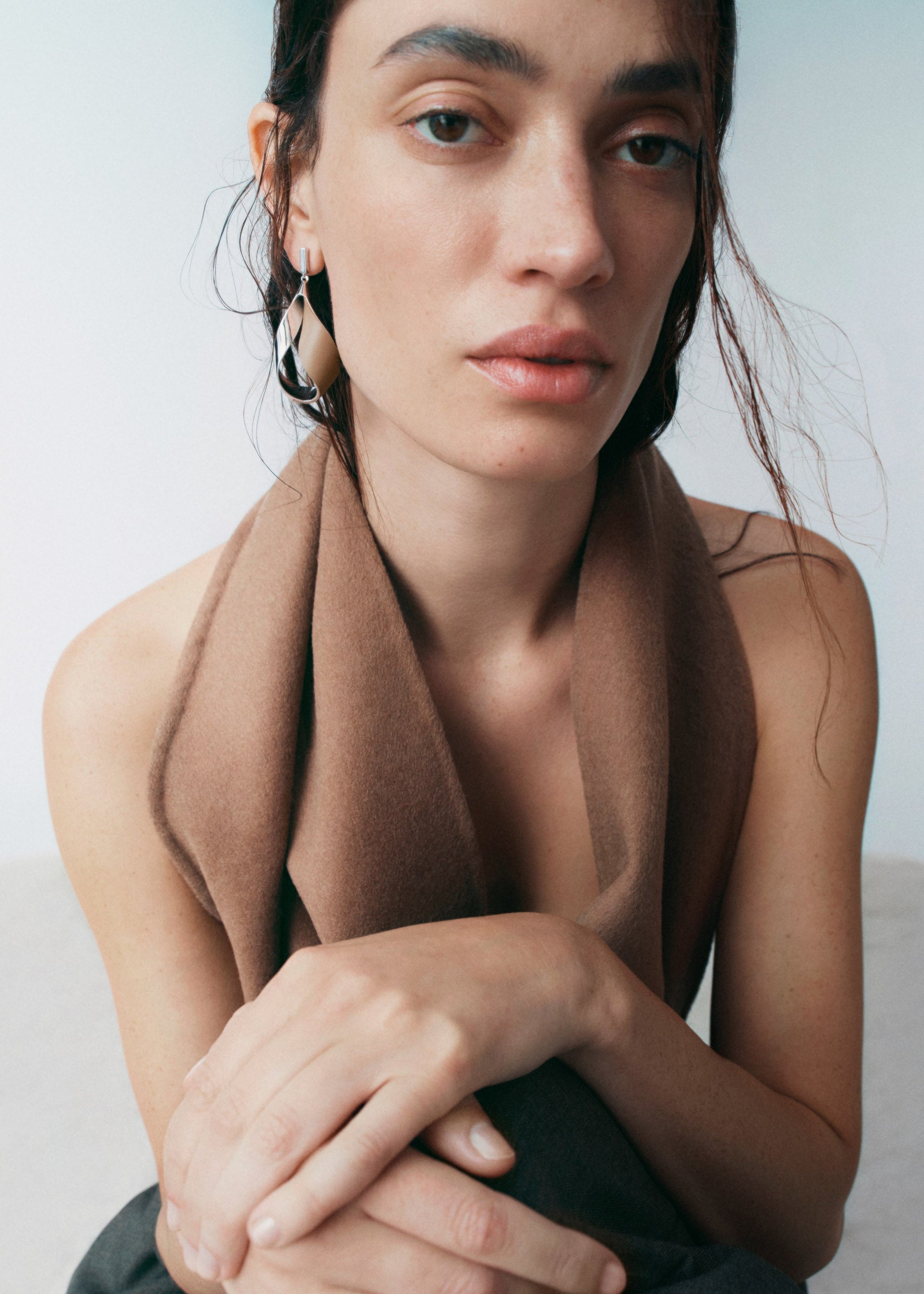 Ormé(오르메) 드롭 귀걸이 - 실버 토프 레더