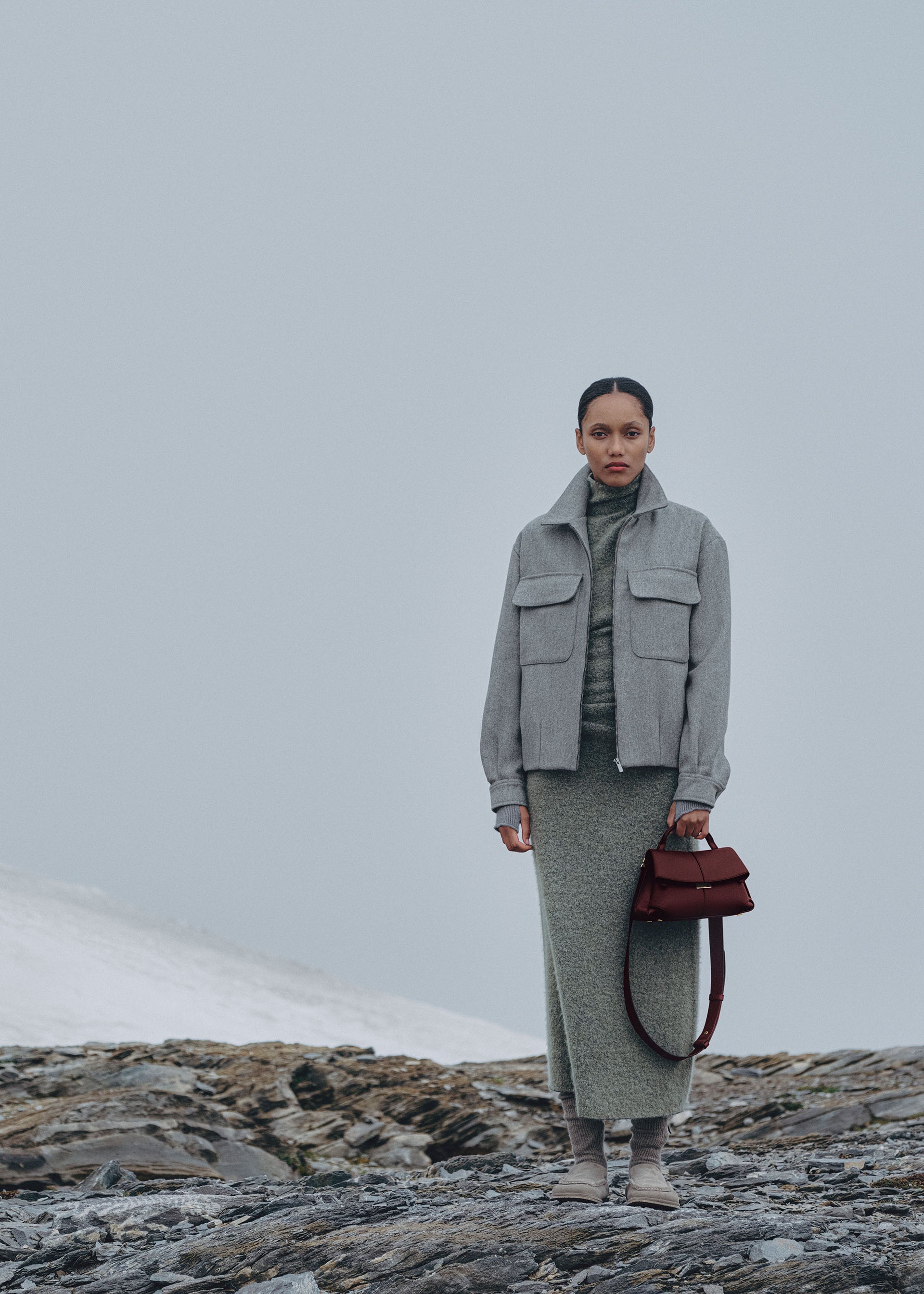 Mokki Mini - 블랙 체리 텍스처드