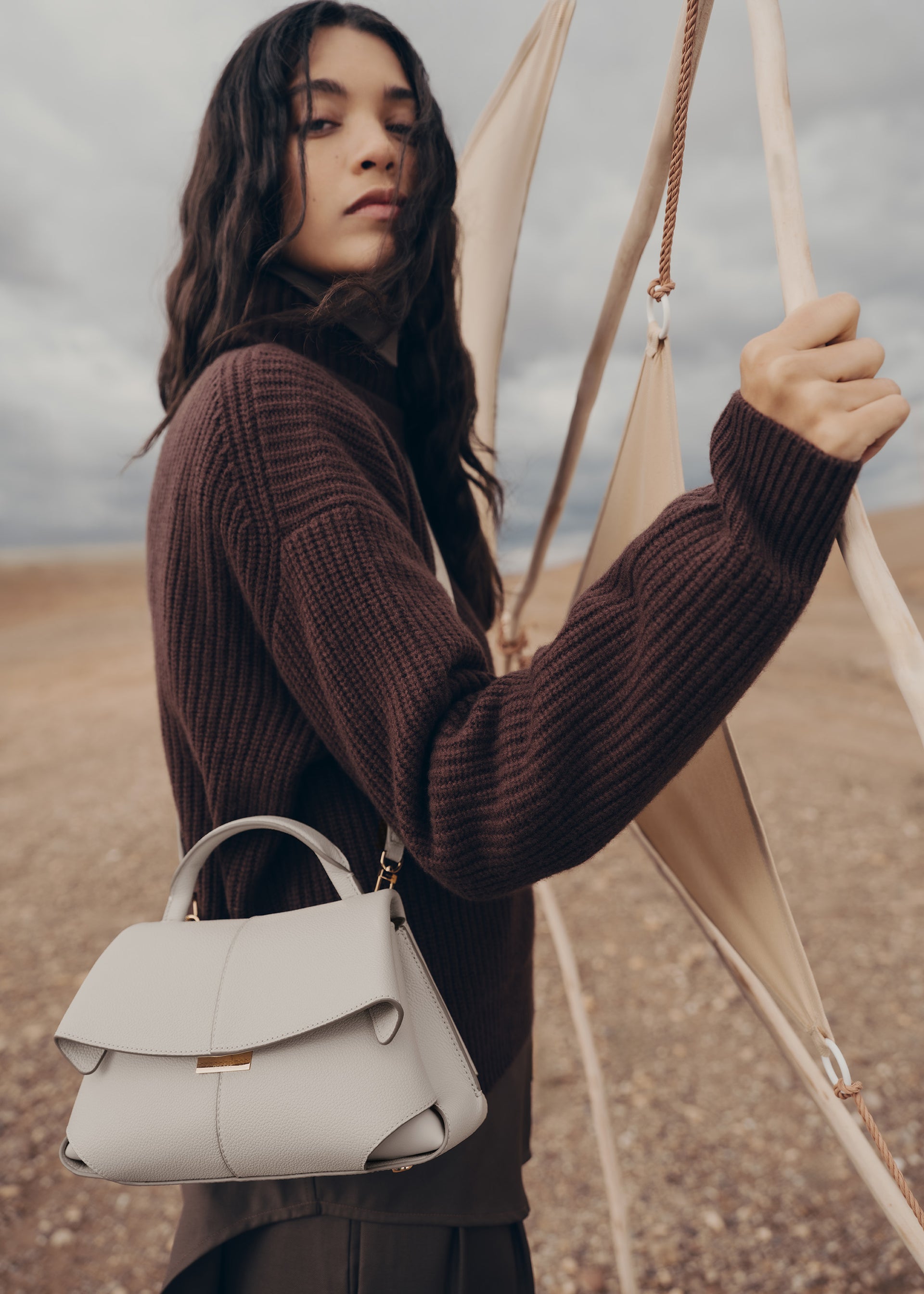 Mokki Mini (모키 미니) - 텍스처드 초크 화이트