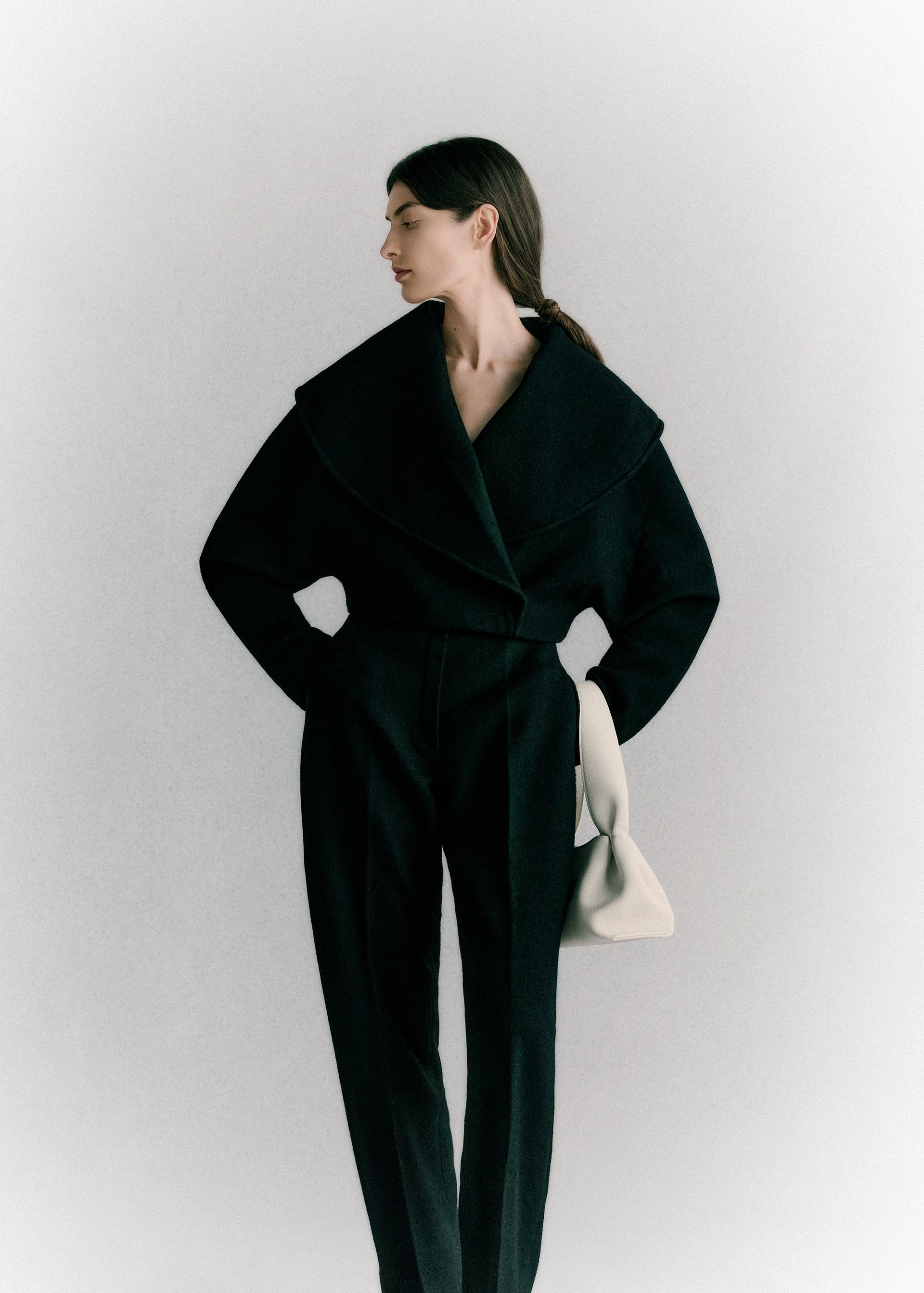 Numéro Neuf East West (넘버 나인 이스트-웨스트) - 화이트 초크 텍스처드