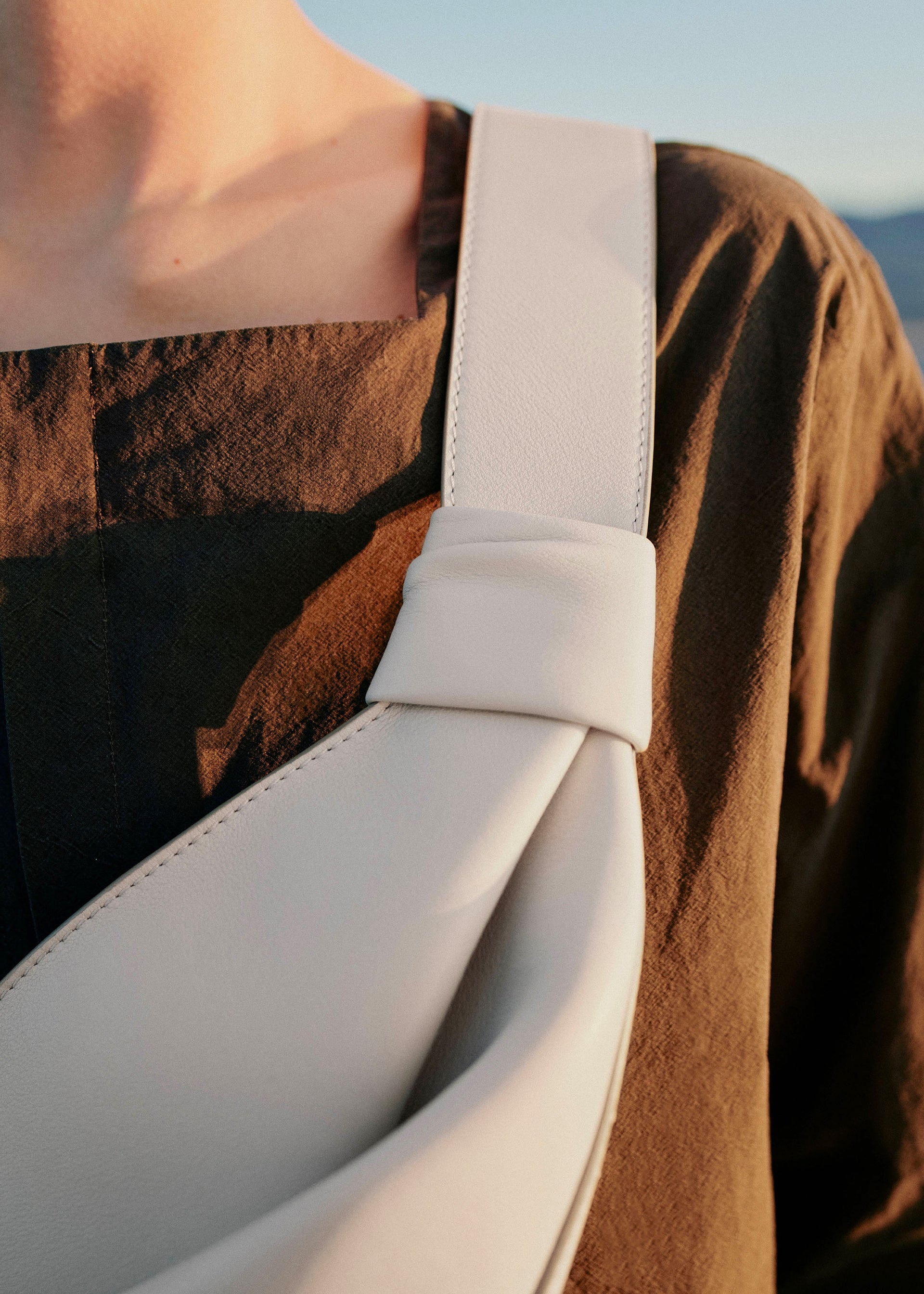 Neyu - 초크 화이트 스무스