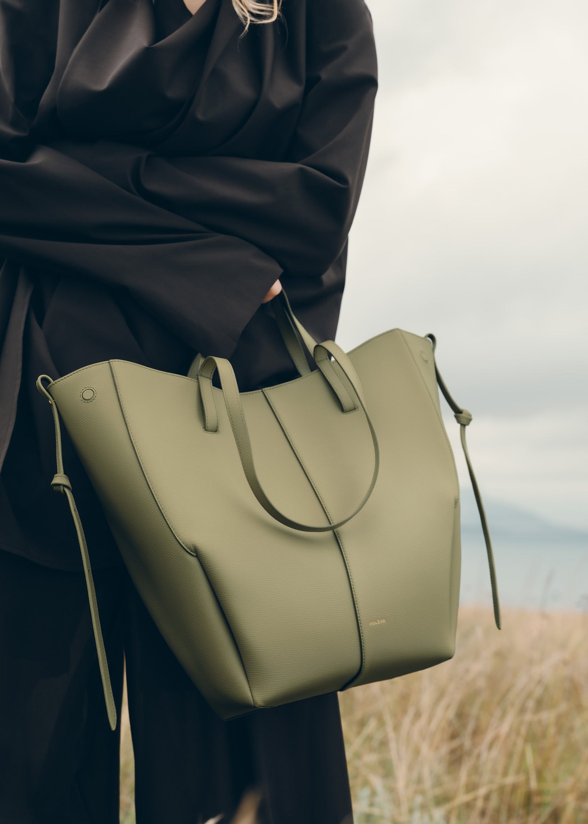 Cyme Tote(심 토트) - 라임 리프 그린 텍스처드